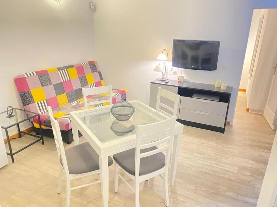 Lovely Apartment With Pool Коста-дель-Сіленсіо Екстер'єр фото